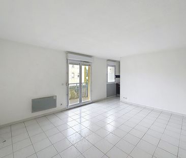 Location Appartement 2 pièces 48m² AVIGNON 84000 - Photo 3