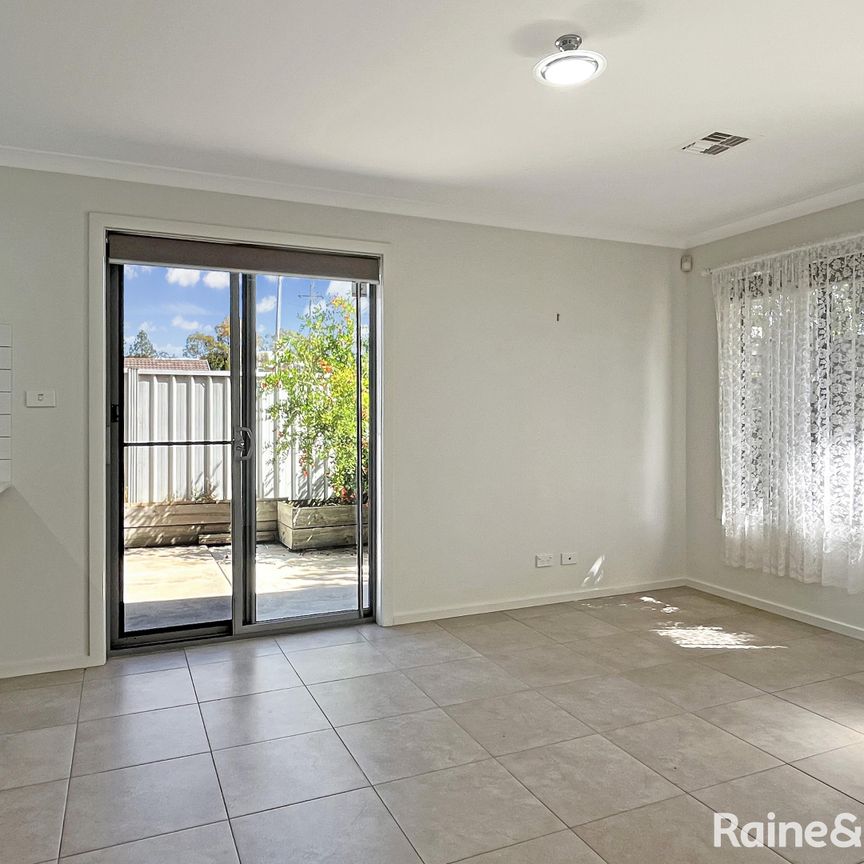 1/53 High Street, Queanbeyan East NSW 2620 - Townhouse For Rent | Domain - Photo 1
