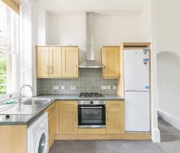 1 Bed Flat - Photo 3