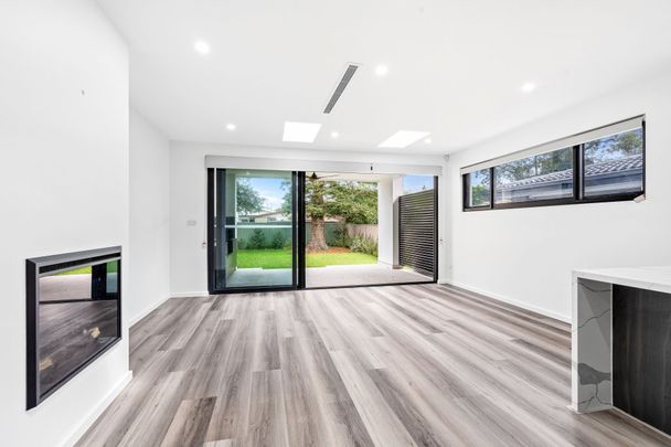 Contemporary Luxury Living - Photo 1