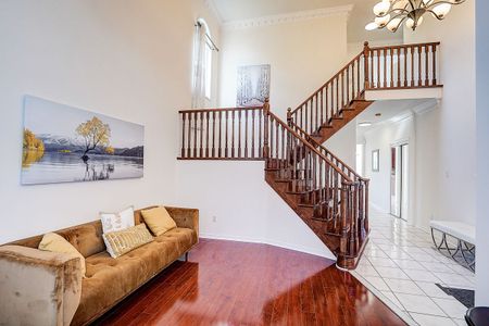 For Lease - 22 Alfred Paterson Drive, Markham, Ontario - Photo 3