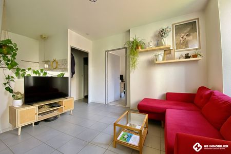 Location Appartement 2 pièces 43m² ROANNE 42300 - Photo 2