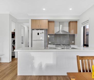 Live Smarter. Live Stylish. Live Here. - Photo 3