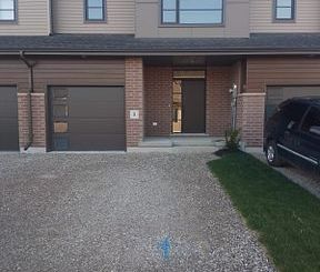 For Lease - 9 Martin Street, Tillsonburg, Ontario - Photo 1