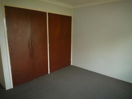 Two Bedroom Apartment close to the City - Photo 3
