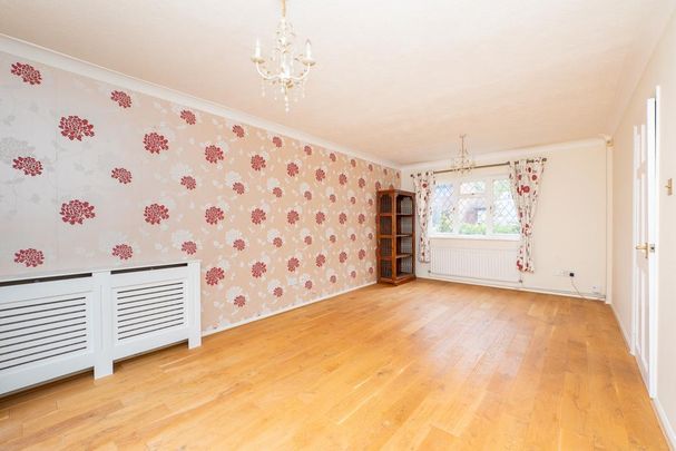 4 bedroom detached house to rent - Photo 1