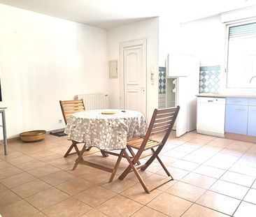 Location Appartement 2 pièces 50m² - Photo 4