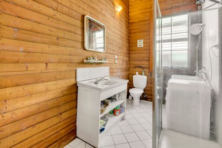 25 Little Gold Street, Brunswick VIC 3056 - House For Rent | Domain - Photo 5