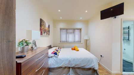 Studio to rent - Photo 5