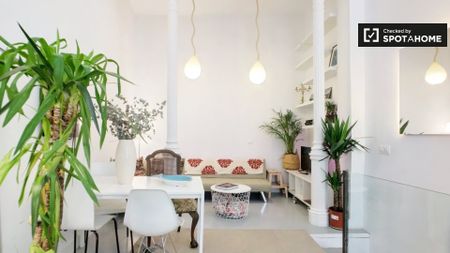 madrid, Community of Madrid 28012 - Photo 3