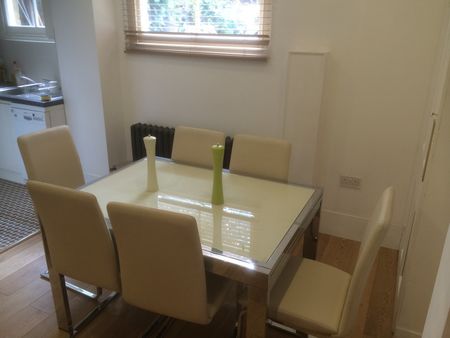 1 Bed Flat, Harleyford Road, SE11 - Photo 2