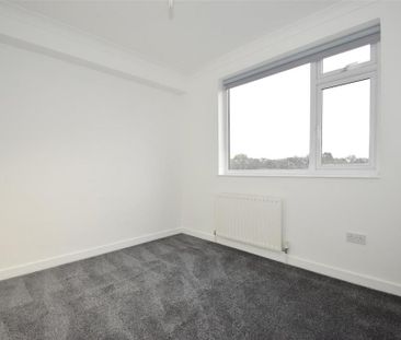 3 bedroom maisonette to rent - Photo 5