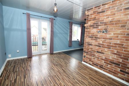 2 bedroom flat to rent - Photo 2