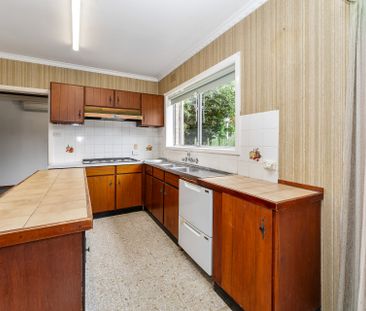 54 Champion Street, Brighton VIC 3186 - House For Rent | Domain - Photo 6