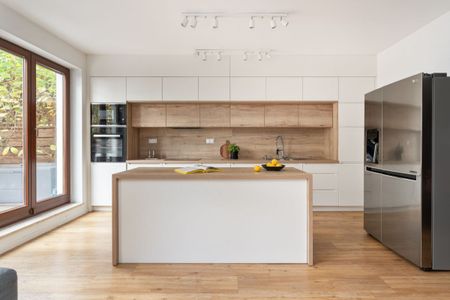 Przytulne, dwupoziomowe mieszkanie z ogródkiem - Фото 2