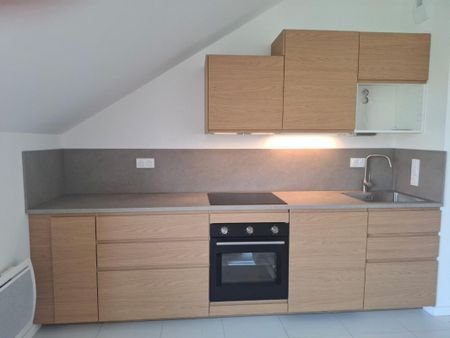 Appartement T2 à louer La Roche Sur Yon - 46 m² - Photo 2