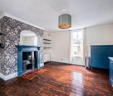 St George`s Place - Photo 1