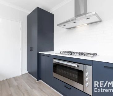 “Brand New 3x2 Home in Sought-After Currambine” - Photo 2