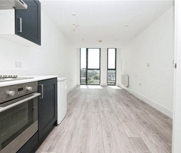 Masons Avenue, Croydon, CR0 9WX - Photo 2