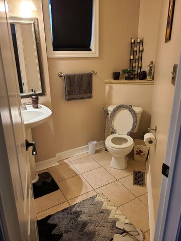 For Lease - 3919 Arvona Place, Mississauga, Ontario - Photo 3