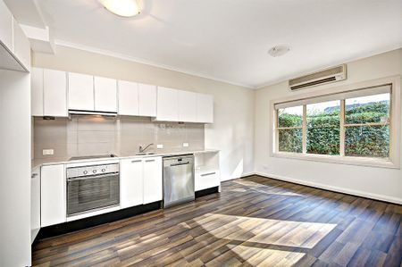 2/11 Milton Street, Leichhardt, NSW 2040 - Photo 5