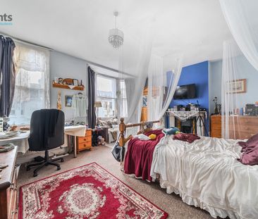 5 bedroom terraced house to rent - Photo 3