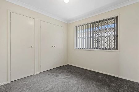 Four bedroom home with air conditioning on large block.. - Photo 5