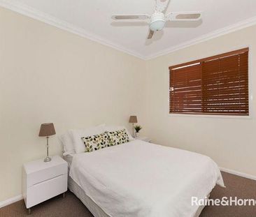 Fully Furnished Townhouse - Perfect for University - Photo 6