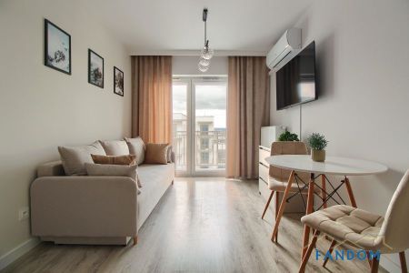 2 pokoje 31 m2 | GARAŻ + KOMÓRKA | os. ARCHITEKTÓW - Zdjęcie 2