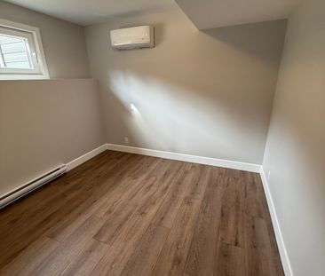 3 bed 2 bath walk out suite in black mountain - Photo 6