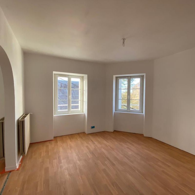 Location Appartement 3 pièces 74m² CHATEAUBRIANT 44110 - Photo 1