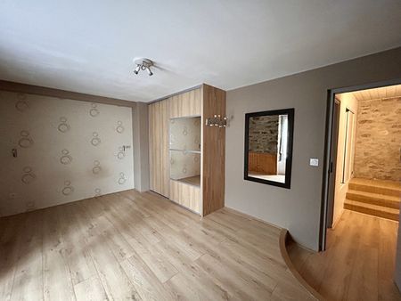 Location Maison 3 pièces 75m² LE VIVIER SUR MER 35960 - Photo 4