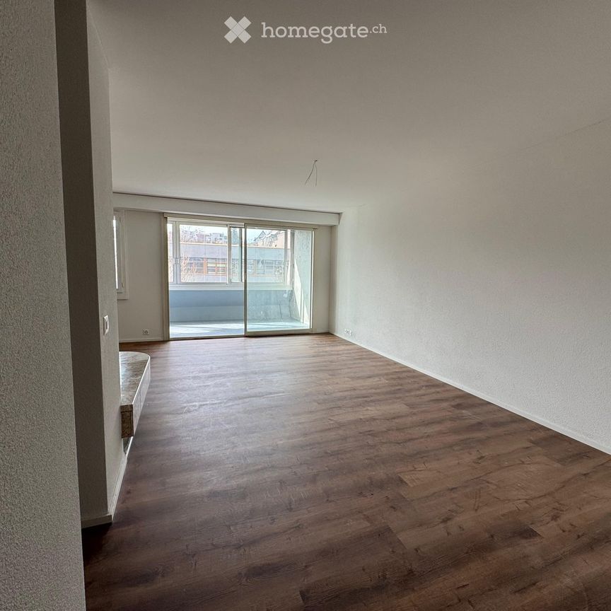 Helle 4.5-Zimmer-Wohnung mit Balkon und schöner Aussicht in Illnau - Photo 1