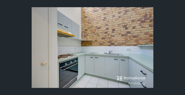 Spacious 3-Bedroom Unit with Private Deck & Prime Location! - Photo 1