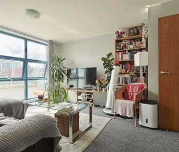 2 bedroom Apartment to rent in Mariners Wharf, Quayside, Newcastle ... - Photo 4