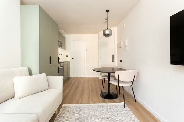 Carrer d'Espronceda, Barcelona, Catalonia 08005 - Foto 1