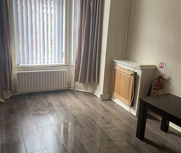 20 St Ives Gardens, Belfast, BT9 5DN - Photo 6