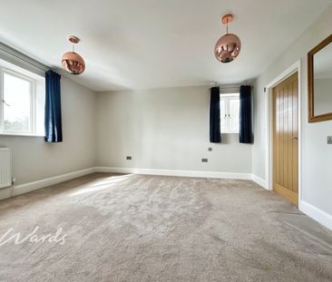 5 bedroom detached house to rent - Photo 1