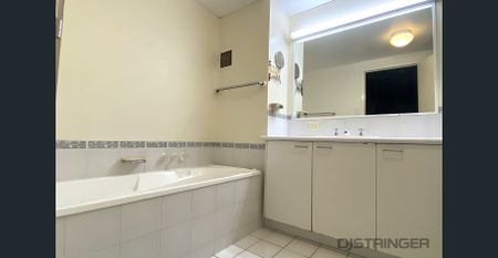 PRIVATE TROPICAL CURRUMBIN SANCTUARY - Photo 4