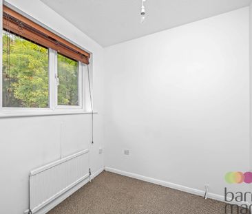 Marshalls Close, London - Photo 3