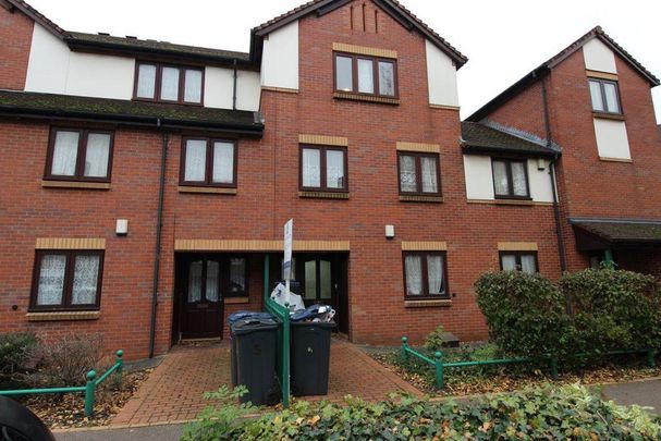 2 bedroom flat share to rent - Photo 1