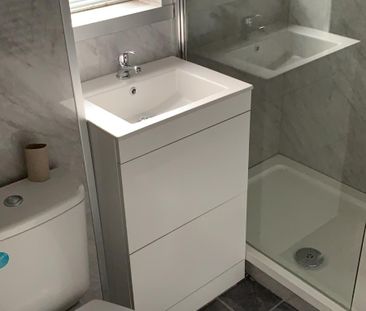 Dickinson Court, Wakefield - Photo 4