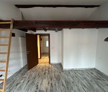 BEL APPARTEMENT DANS LE CENTRE HISTORIQUE - Foto 5