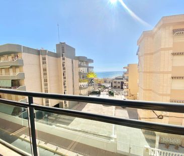 APARTMENT WITH 3 BEDROOMS AND 2 BATHROOMS - GUARDAMAR DEL SEGURA - Photo 3