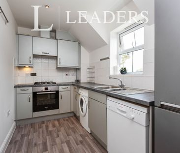 2 bedroom apartment to rent The Sidings, Dunton Green, Sevenoaks, TN13 - Photo 2