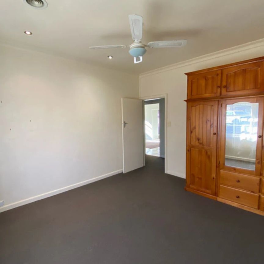 52 Lambie Street, Cooma. - Photo 1