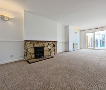 Rogers Road, Bishopstoke, SO50 - Photo 1