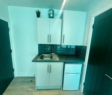 Studio Flat, Wyken Avenue, CV2 - Photo 4