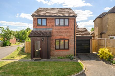 2 Bedroom Detached, Derby Close – Epsom - Photo 4