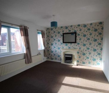 Thistlecroft, Preston - Photo 1